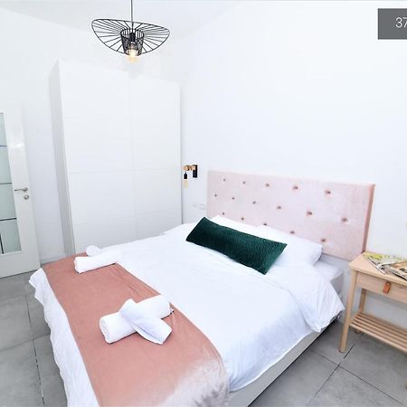 Yalarent La Mera- Suits Hotel With Sea Of Galilee Views Тиверіада Екстер'єр фото